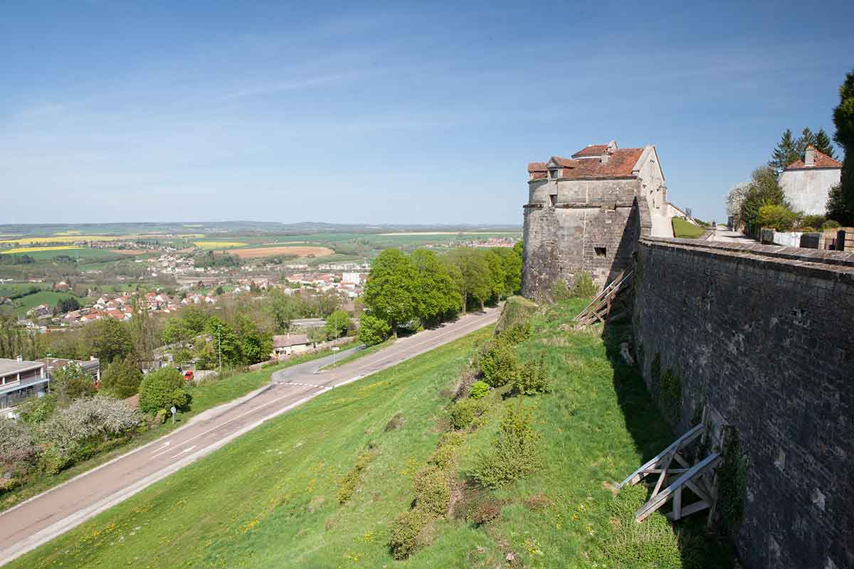 Camping à Langres pour caravane