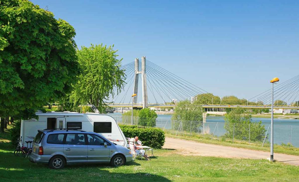 Camping in Burgundy