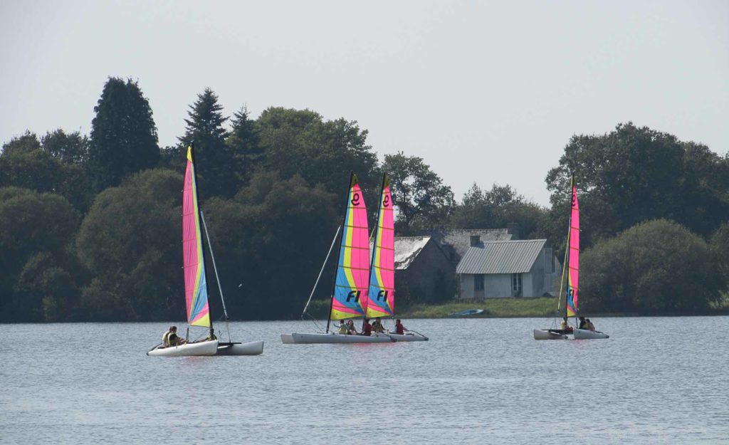 Camping Bretagne le Lac Ô Fées