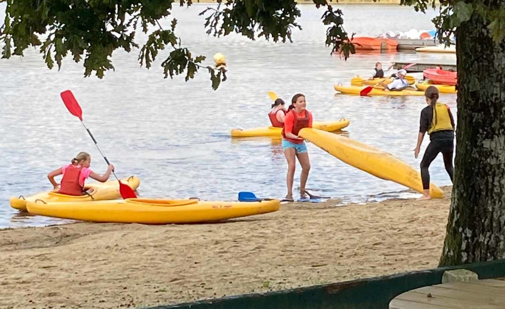 Camping Bretagne le Lac Ô Fées