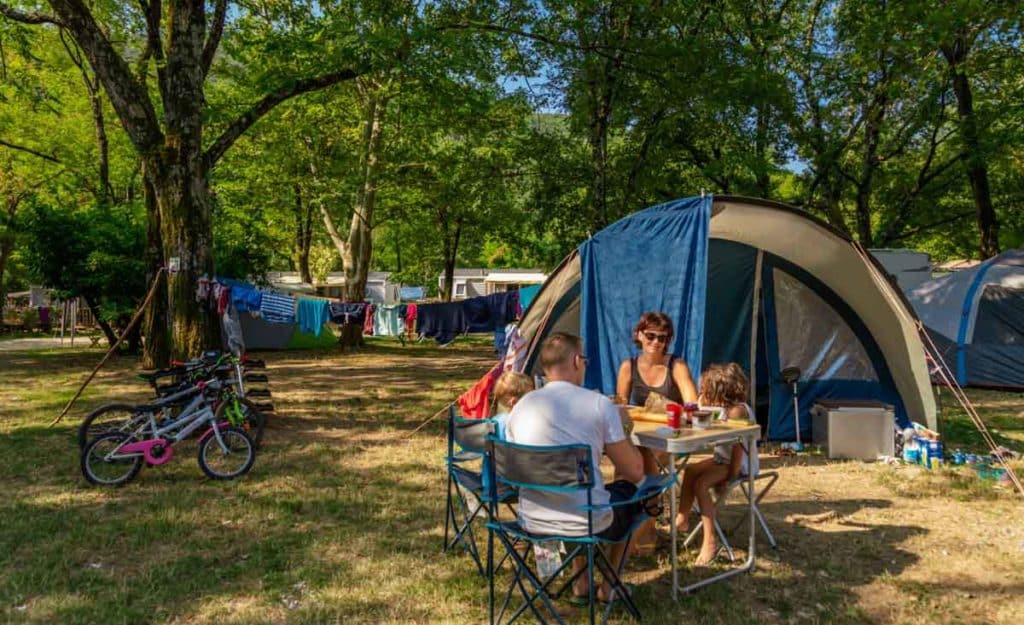 Camping Gard les Plans