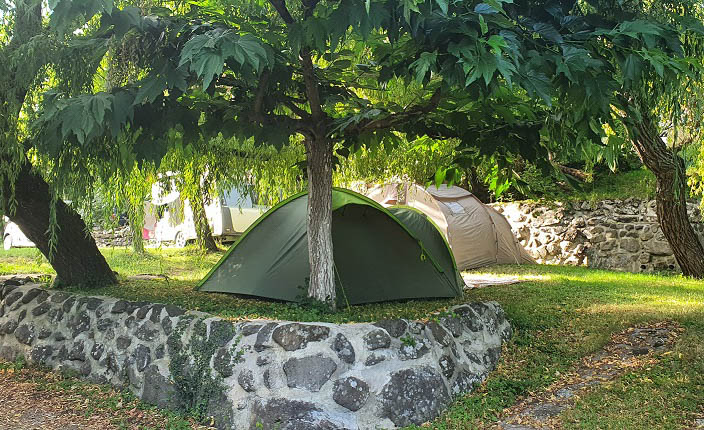 Camping pour caravane en Ardèche