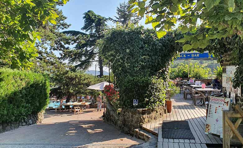 Camping pour caravane en Ardèche