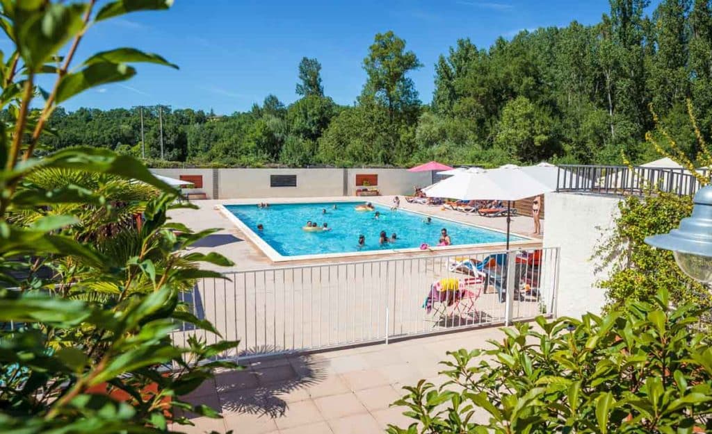 Camping Tarn pour caravane les Bastides