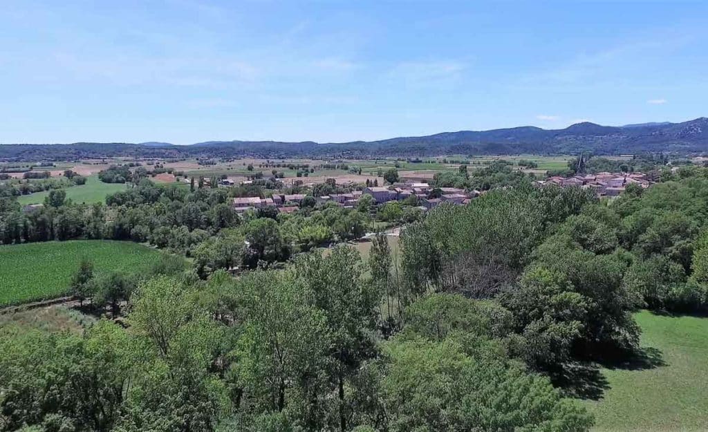 Emplacement de camping en Ardèche à Berrias-et-Casteljau