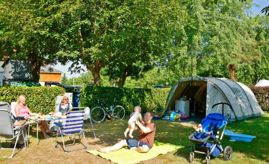 Emplacement de camping en Dordogne à Vitrac