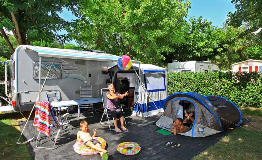 Emplacement de camping en Dordogne à Vitrac