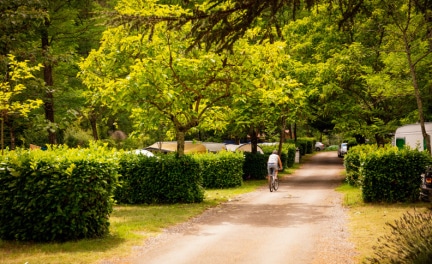 Camping dans le Gard pour tentes et caravanes