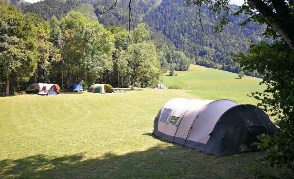 Camping pour caravane en Haute-Savoie