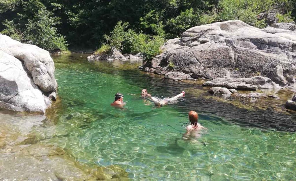 Emplacement de camping dans le Gard