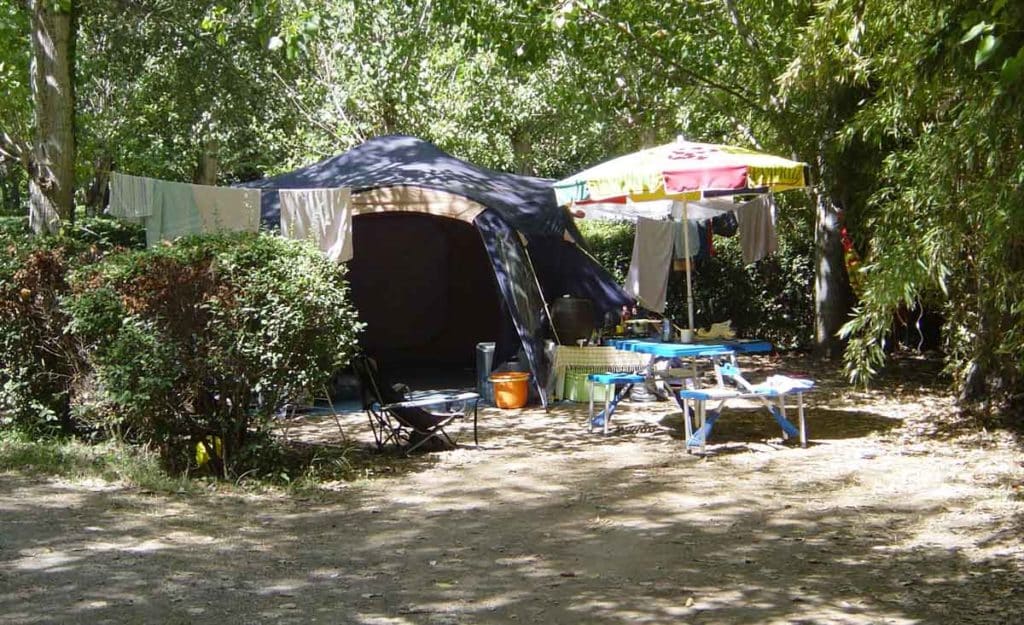 Camping en Corse pour caravane, tente et camping-car