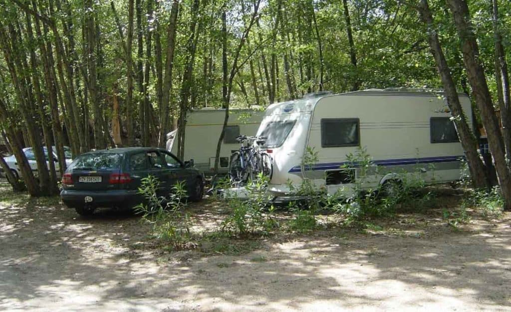 Camping en Corse pour caravane, tente et camping-car