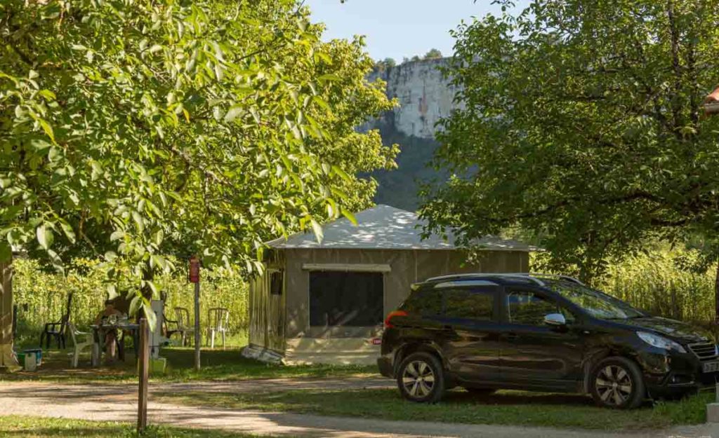 Emplacement de camping dans le Lot