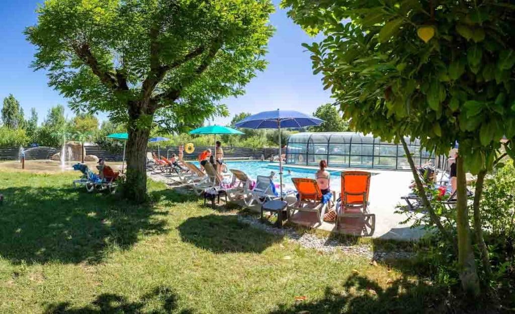 Camping en Isère en bord de lac