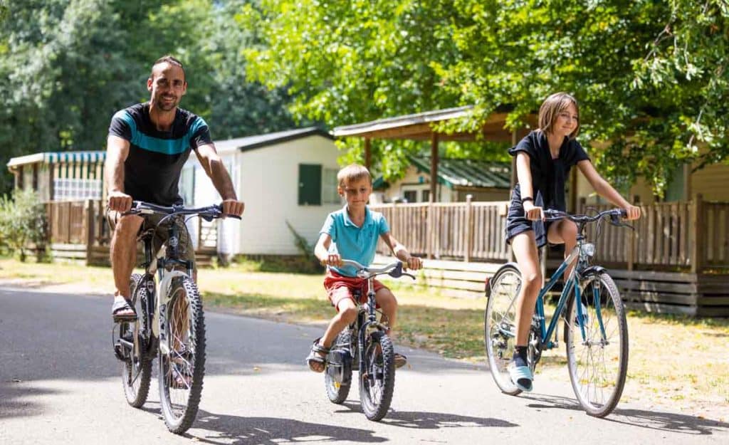 Emplacement de camping la Chartre sur Loir