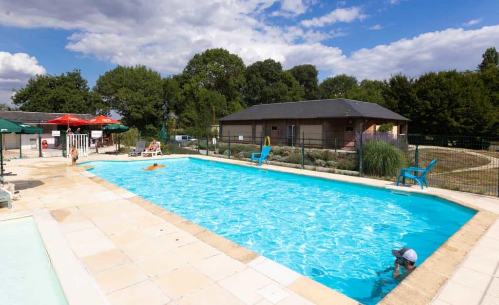 Emplacement de camping la Chartre sur Loir