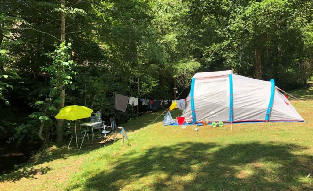 Emplacement de camping dans le Cantal