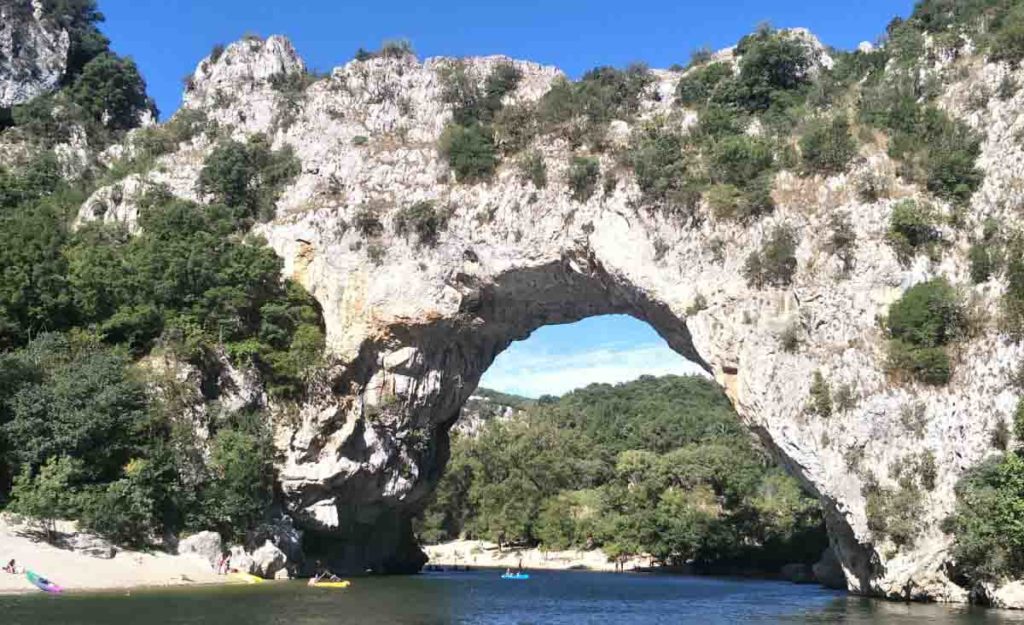 Emplacement de camping en Ardèche