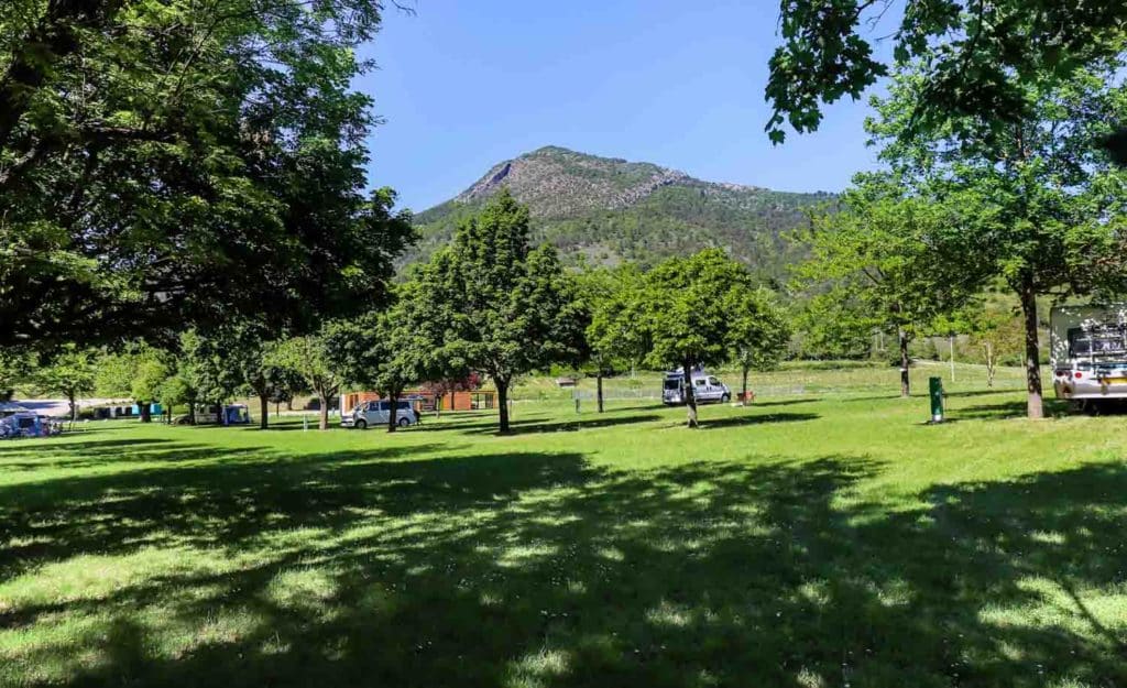 Emplacement de camping dans la Drôme