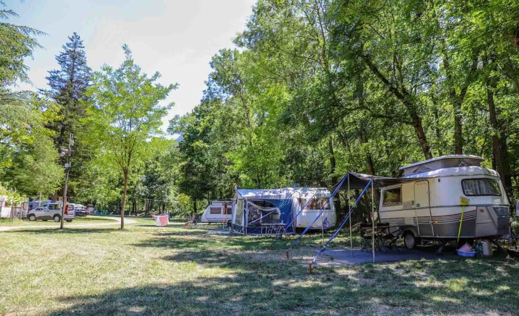 Emplacement de camping dans la Drôme