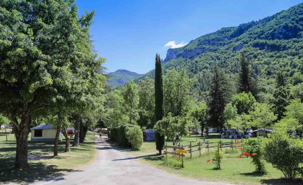 Emplacement de camping dans la Drôme