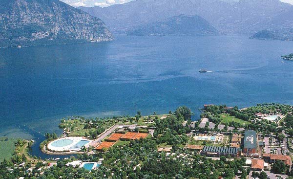 Camping sur le lac d'Iseo en Italie