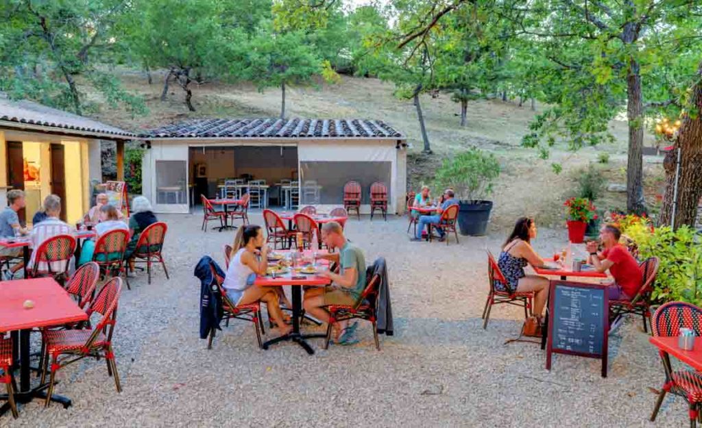 Emplacement de camping dans les Gorges du Verdon