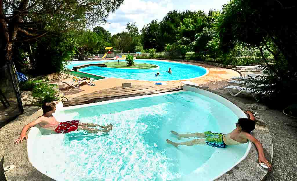 Emplacement de camping dans le Lot à proximité de Rocamadour