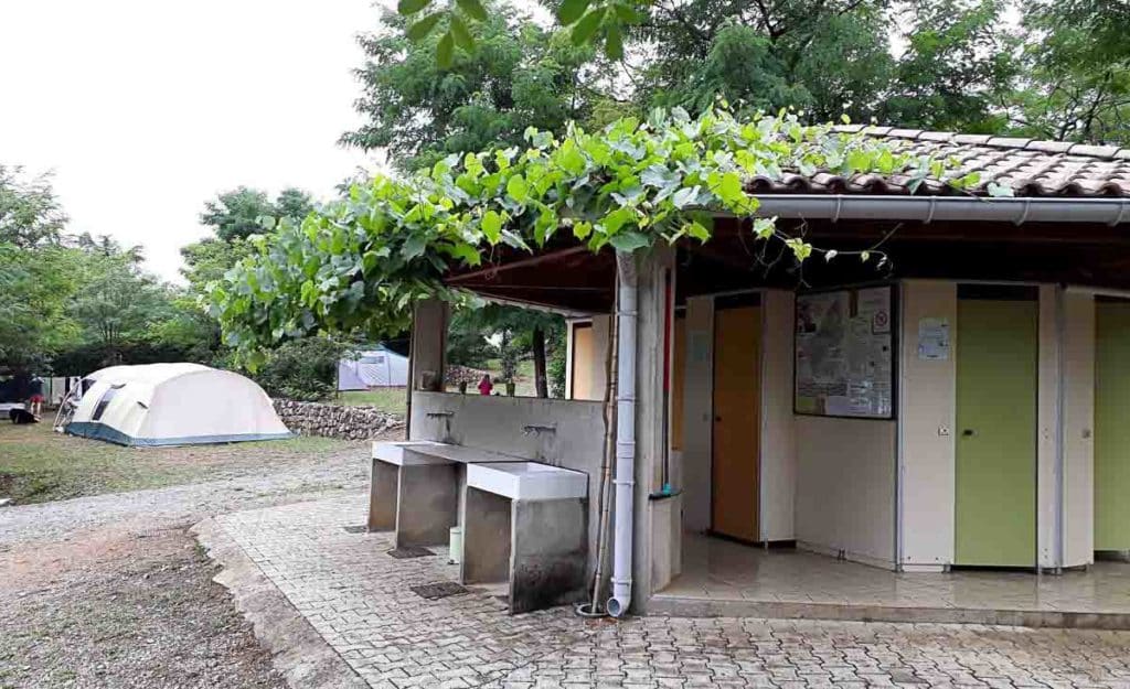 Emplacement de camping à la Ferme en Ardèche