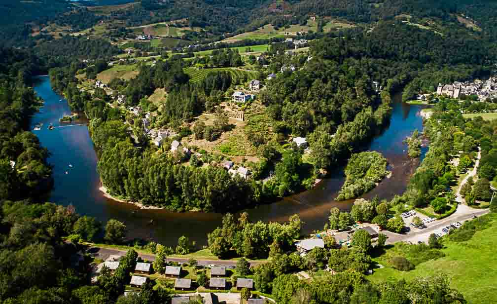 Emplacement de camping en Aveyron à Entraygues