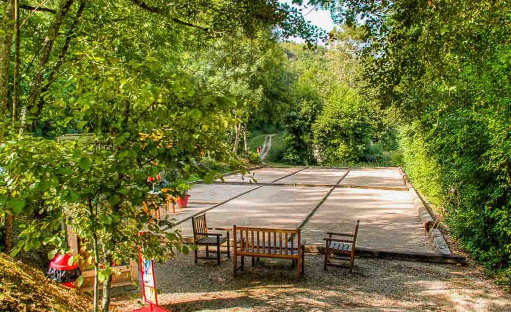 Camping Naturiste l'Eglantière