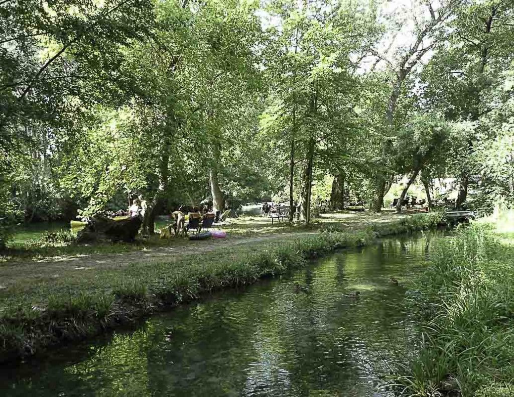 Emplacements de camping dans le Lubéron