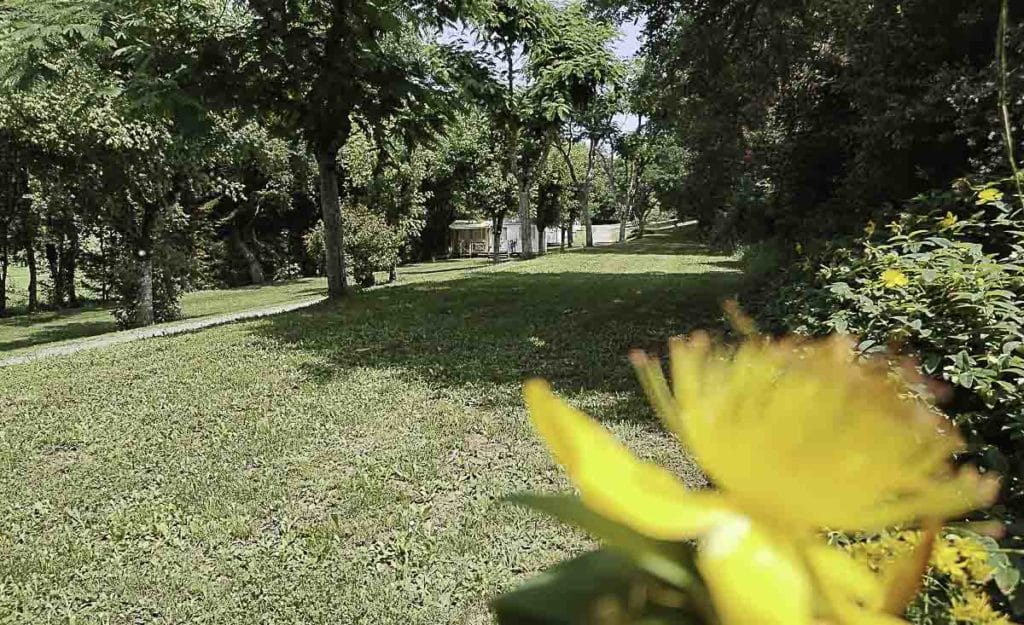 Emplacement de camping dans le Lot