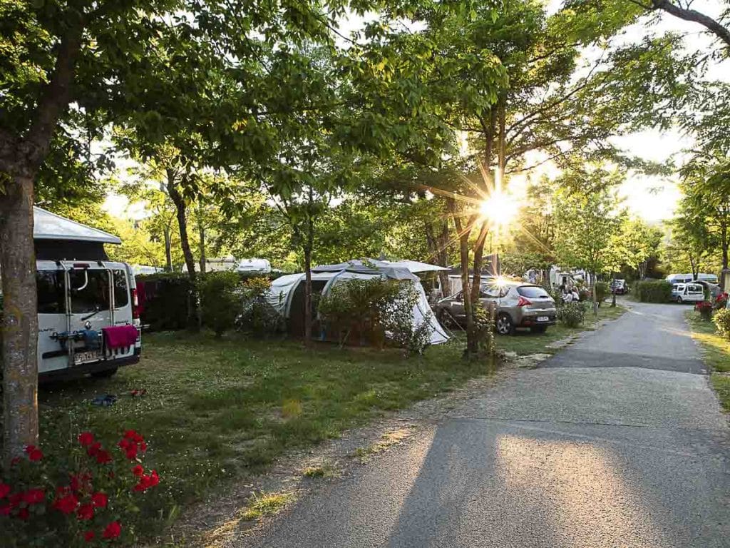 Emplacement de camping en Ardèche à Pradons