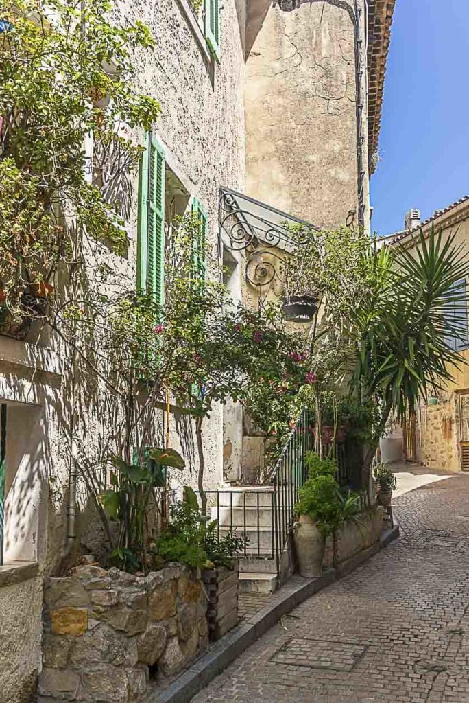 Emplacement de camping dans le Var sur la Côte d'Azur