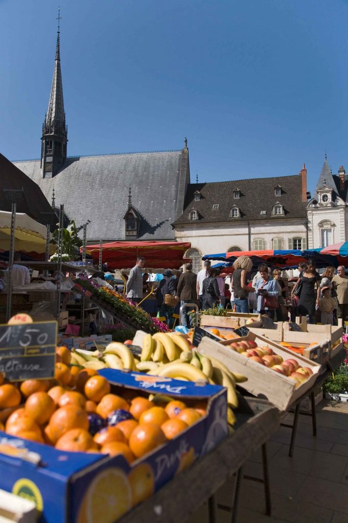 Marché devant les Hospices de Beaune