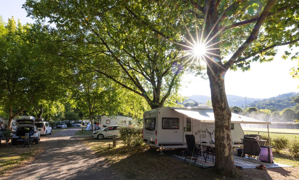 2025 CampingQualite ValdeSaures T Lambelin 36 Caravane soleil levant 1024x618