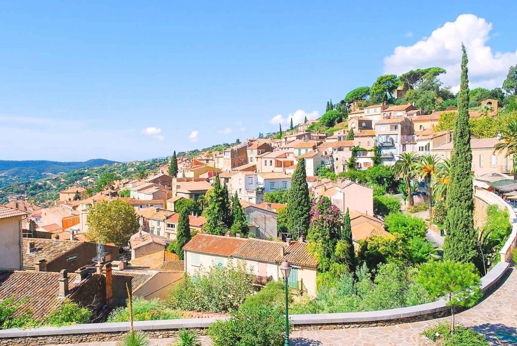 camping bormes les mimosas 1536x1028 1 1024x685