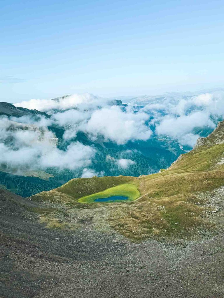 Lac du Lauzon dans la Drôme à proximité du camping Champ la Chèvre Lac du Lauzon dans la Drôme à proximité du camping Champ la Chèvre