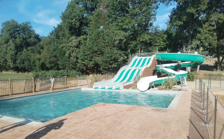 piscine valenty 1024x635 1 768x476