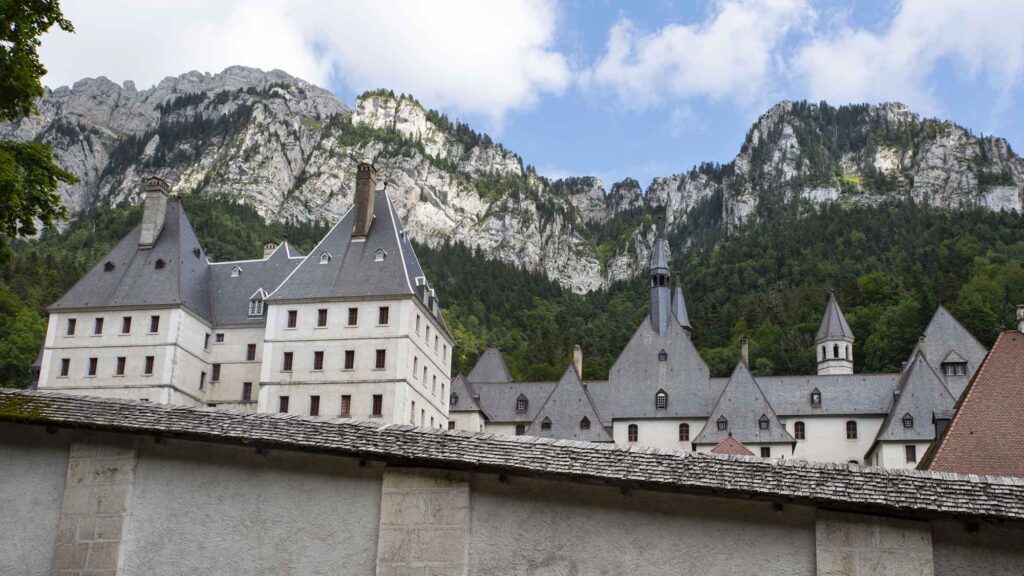 camping charetreuse 1024x576